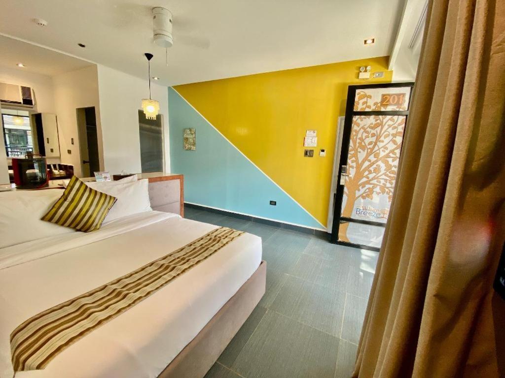 White Breeze Palawan Boutique Hotel Puerto Princesa Eksteriør billede